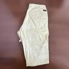 LACOSTE ライトイエロー ショートパンツ