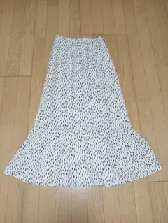 ロングスカート Mサイズ 白黒ヒョウ柄