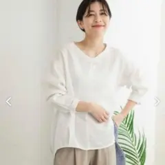 今季　アーバンリサーチドアーズ　リネンバックタックプルオーバー　オフホワイト