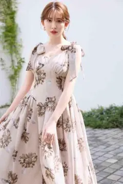 Sunflower-Printed Midi Dress herlipto