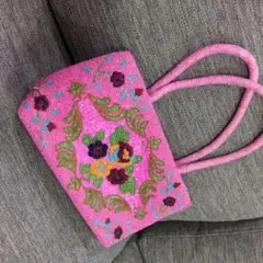 花柄刺繍 ピンク クラッチバッグ