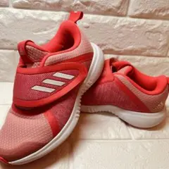 adidas 子供靴、スニーカー　18㎝