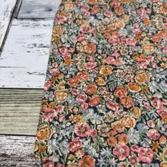 リバティ 生地幅半分×20cm(欠けあり)