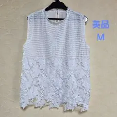 値下げ　ホワイト レース付き ノースリーブ トップス Mサイズ　美品