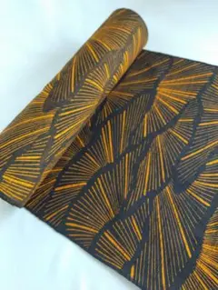 反物 オレンジ×黒の葉模様 長期保管品 リメイク 手芸材料