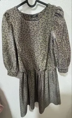 ステューシー STUSSY ヒョウ柄ワンピース