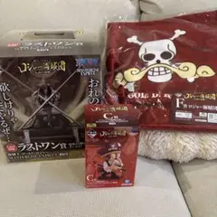 ワンピース　フィギュア　エース　サウロ　ビビ　ロジャー　ワーコレ　計３０個 ワンピース フィギュア エース サウロ ビビ ロジャー ワーコレ