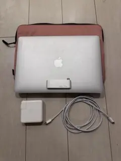 美品Apple MacBook Pro 13インチM1 インケースのケースバック