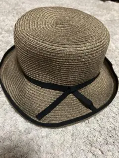 ベージュの麦わら帽子 54-56cm