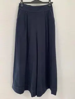 ビームス　ガウチョパンツ　ワイドパンツ