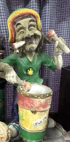 ラスタマン　置物　　レゲエ