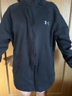 アンダーアーマ　ジップアップパーカー　裏起毛