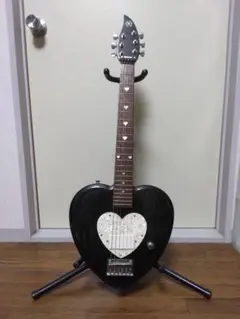【希少、激レア】Daisy Rock エレキベース ソフトケース付き Daisy Rock STAR ARTIST エレキギター ソフトケース付き - メルカリ