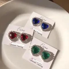 ハートビジューピアス