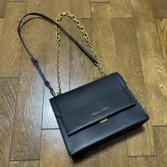 フロントフラップ チェーンハンドルクロスボディバッグ - ブラック