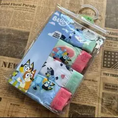 値下げ☆サイズ3/4☆ブルーイ女の子用パンツ4枚セットBlueyブリーフ☆いちご
