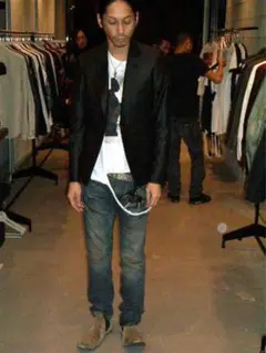 Item thumbnail for item 8534ee35-04fa-4977-8819-dac2d3735d25