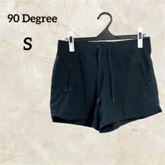 90 Degree ブラックショーツ スポーツ ランニング【S】