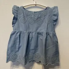 子供服　サイズ90 刺繍入りライトブルーシャツ・ブラウス
