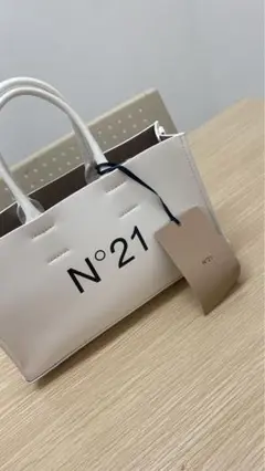 （本日限定！大幅値下げ）N°21 ヌメロ ヴェントゥーノ ハンドバッグ