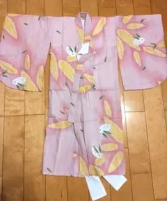 浴衣　ピンクのウサギ柄 赤い帯付き