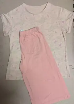 ユニクロ　パジャマ　150　女の子　ピンク