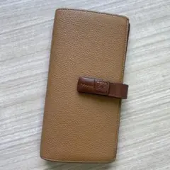 ロエベ バーティカルロングウォレット