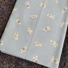 生地　ベア柄　ハンドメイド　110㎝×120㎝ みずいろ