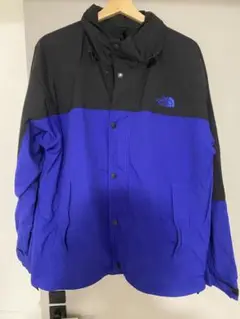 The North Face NP72131 マウンテンパーカー 黒/青
