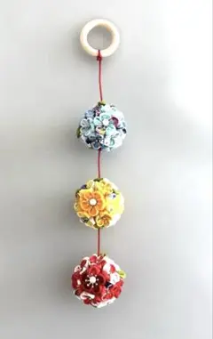 ちりめん細工　吊るし飾り　3段　ボールブーケ