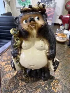 たぬきの置物　美品