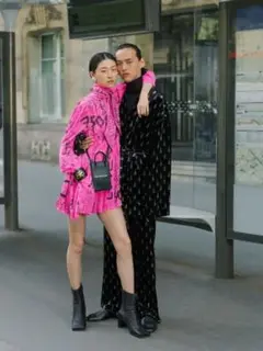 BALENCIAGA Eiffel Tower ローブ