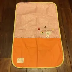 おむつ替えシート