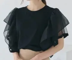 fifthオーガンジードッキングフリルトップス 黒　Ｍサイズ
