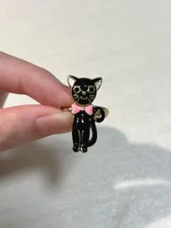 猫の形をした指輪