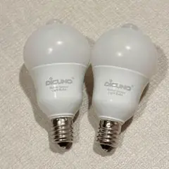在庫ラスト‼️ LED電球 E17口金 人感センサー 60形相当 電球色