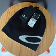 OAKLEY オークリー ELLIPSE ビーニー リバーシブル ニット帽