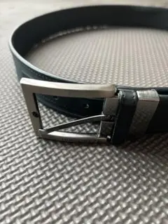HUGO BOSS ヒューゴボス　本革×ナイロン　メンズベルト　黒ベルト（中古）
