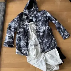 スノーボードウェア上下セット 付属品あり