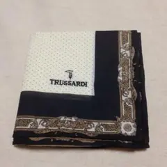 【未使用】TRUSSARDI ドットクラシック柄 ロゴ刺繍 ハンカチ