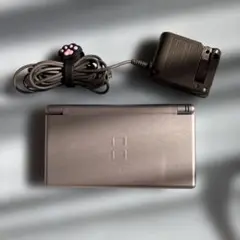 Nintendo DS Lite シルバー 本体＆充電器