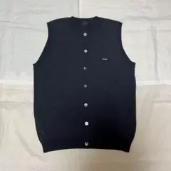 パパス ベスト ニット ダークブルー ボタン クルーネック ロゴ刺繍 ノームコア