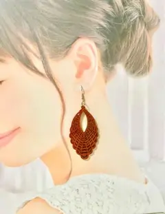 アジアン　ウッド　エキゾチックカットアウトピアス ブラウン