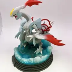 ホワイトキュレム フィギュア　ポケモン　ブラックホワイト2