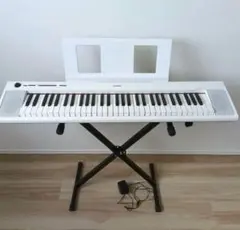 Yamaha NP-12Bの電子ピアノ　2022年製　美品 Yamaha NP-12Bの電子ピアノ 2022年製 美品 楽器・機材