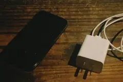 美品　iPhone 3GS 16GB ブラック 完動品 初期化済　ケーブル付