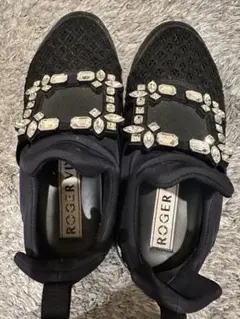 Roger Vivier 定番スニーカー ヴィヴィラン ストラスバックル