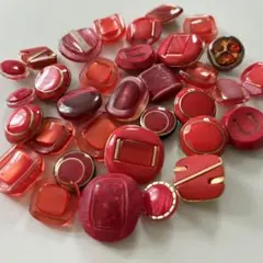 ヴィンテージボタン レッド系33個セット 13〜22mm