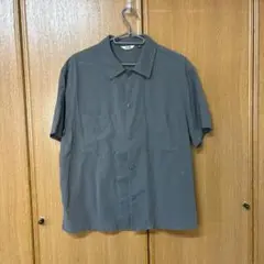 只今最終お値下げ中！UNIQLO U シャツ　XLサイズ
