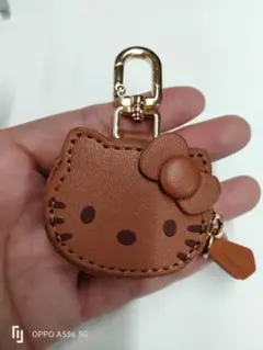 茶色　ハローキティ コインケース チャーム　キーホルダー
